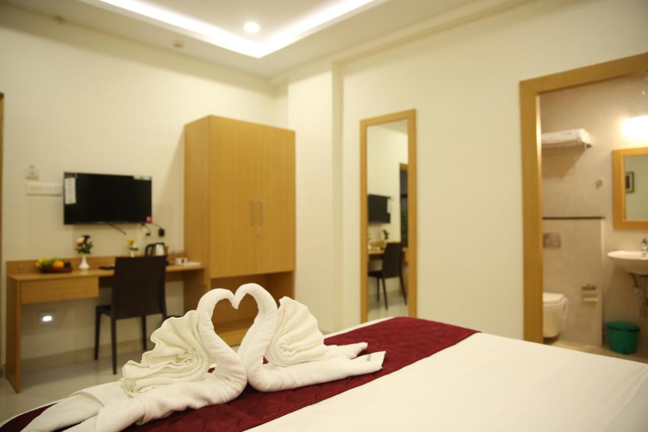 Mg Iris Hotel 蒂鲁帕蒂 外观 照片
