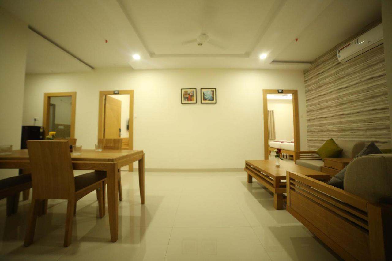 Mg Iris Hotel 蒂鲁帕蒂 外观 照片